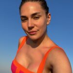 Buse Varol Instagram - Güneşe bakamayanlar 🙋🏻‍♀️☀️🤗 Limak Cyprus Deluxe Hotel