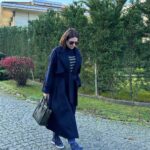 Buse Varol Instagram - Güzel bir çekime giderken🫶🏼