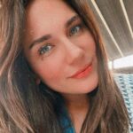 Buse Varol Instagram - İnsan yalnız doğar da...