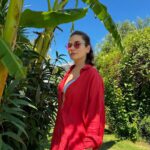 Buse Varol Instagram - Yaz ☀️🎈