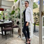 Buse Varol Instagram – Cumartesi🤗💘 Amaya Istanbul