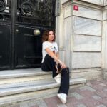 Buse Varol Instagram - 👋 HI 🙋🏻‍♀️