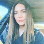 Buse Varol Instagram – Gözlerim şiş olduğuna göre kesin sabah çekmişim bu fotoğrafı🙃 ben beğendim🤗