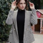 Buse Varol Instagram - İşte öyle birşey 🖤 photo @efekaplan 📸