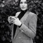Buse Varol Instagram - İşte öyle birşey 🖤 photo @efekaplan 📸