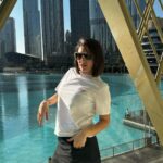 Buse Varol Instagram - Dubai❤️ First day☀️ Dubai Mall-Burj Khalifa