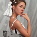 Buse Varol Instagram - Eksik kaldığımı düşünmeniz beni üzer 😜 bence hiçbiri bana benzemiyor🙈 Sizce ?