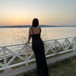 Buse Varol Instagram – 🖤 Çanakkale Denizevi