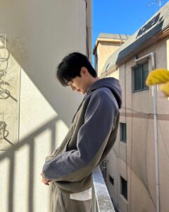 Byeon Woo-seok Instagram - 🙂