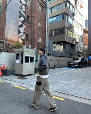 Byeon Woo-seok Instagram - 🙂