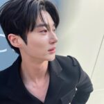 Byeon Woo-seok Instagram - #광고 @prada #PradaSS24 미우치아 프라다와 라프 시몬스가 함께하는 프라다 SS24 남성복 컬렉션, 오늘 밤 9시 프라다 닷컴을 통하여 함께 보실 수 있습니다 :) 같이 봐용☺️