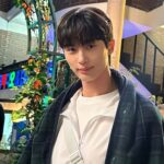 Byeon Woo-seok Instagram – 벌써 4화😶