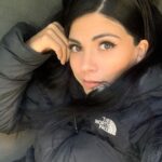 África Zavala Instagram - 🥶 ☃️ ❄️ 🙊🙈💋💋🎬