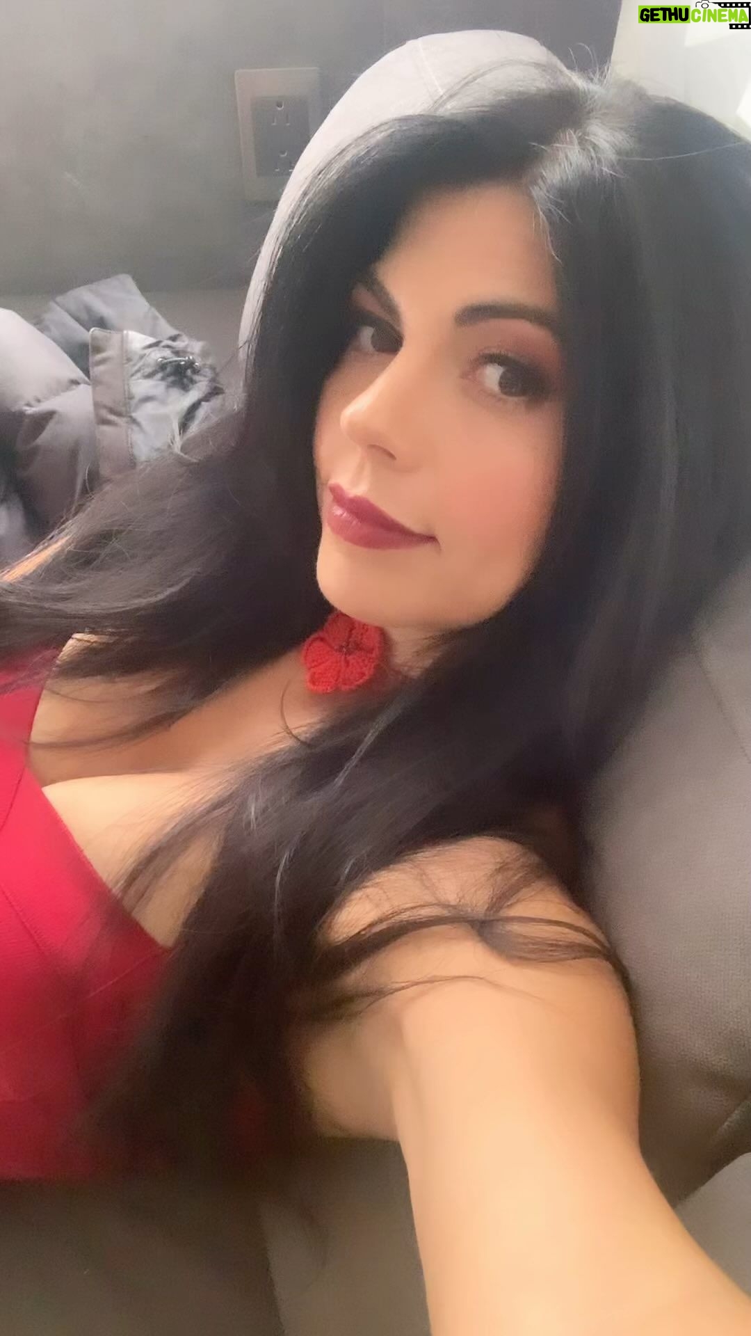 Γfrica Zavala Instagram - #esperandoando ππππ¬ππ #esdlc9 #mecha #africazavala