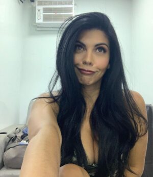 África Zavala Instagram - Caritas para mis #Afrifans 😍❤️ #losamo Gracias por tantos años de cariño y amor 🥹🙏💋 #soyafortunada #Dioslosbendiga