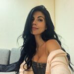 África Zavala Instagram - Relájate y disfruta la vida, estamos de paso”💫