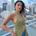 Camila Mendes Instagram - música press day in my hometown >>> Miami, Florida