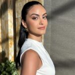 Camila Mendes Instagram - miami screening of música was a vibe 🇧🇷 swipe to the end to watch my mom out-dance everybody at the after party Miami Beach, Florida