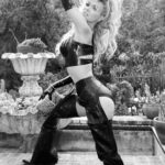 Carmen Electra Instagram - giddy up, cowgirl style! 💋 #linkinbio ❣️ Link In Bio