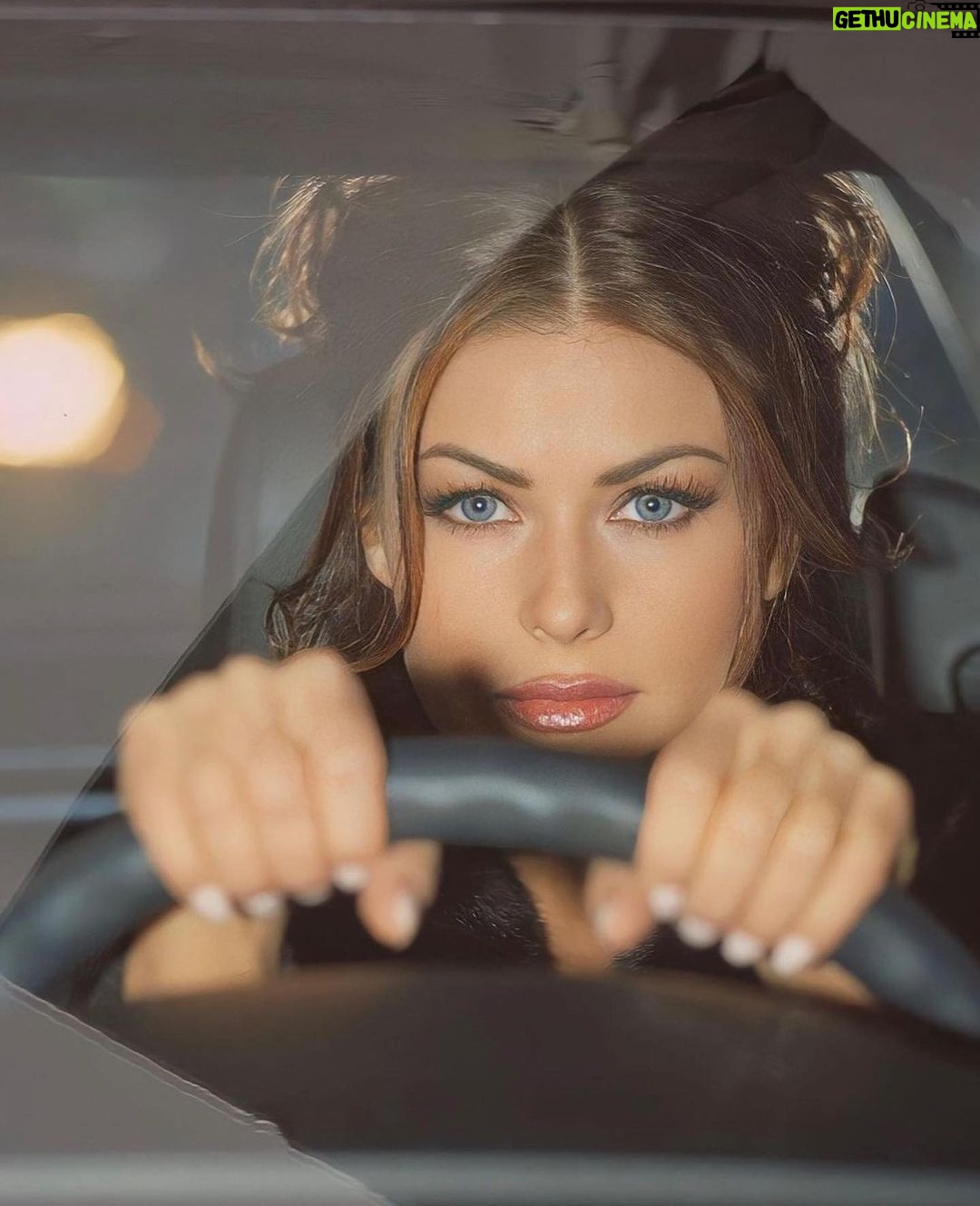 Carmen Electra Instagram - let’s go for a ride ⚡️#linkinbio #new #content ❣️ Link In Bio