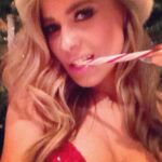 Carmen Electra Instagram - have u been naughty, or nice? ❣️#linkinbio 🎁 Link In Bio
