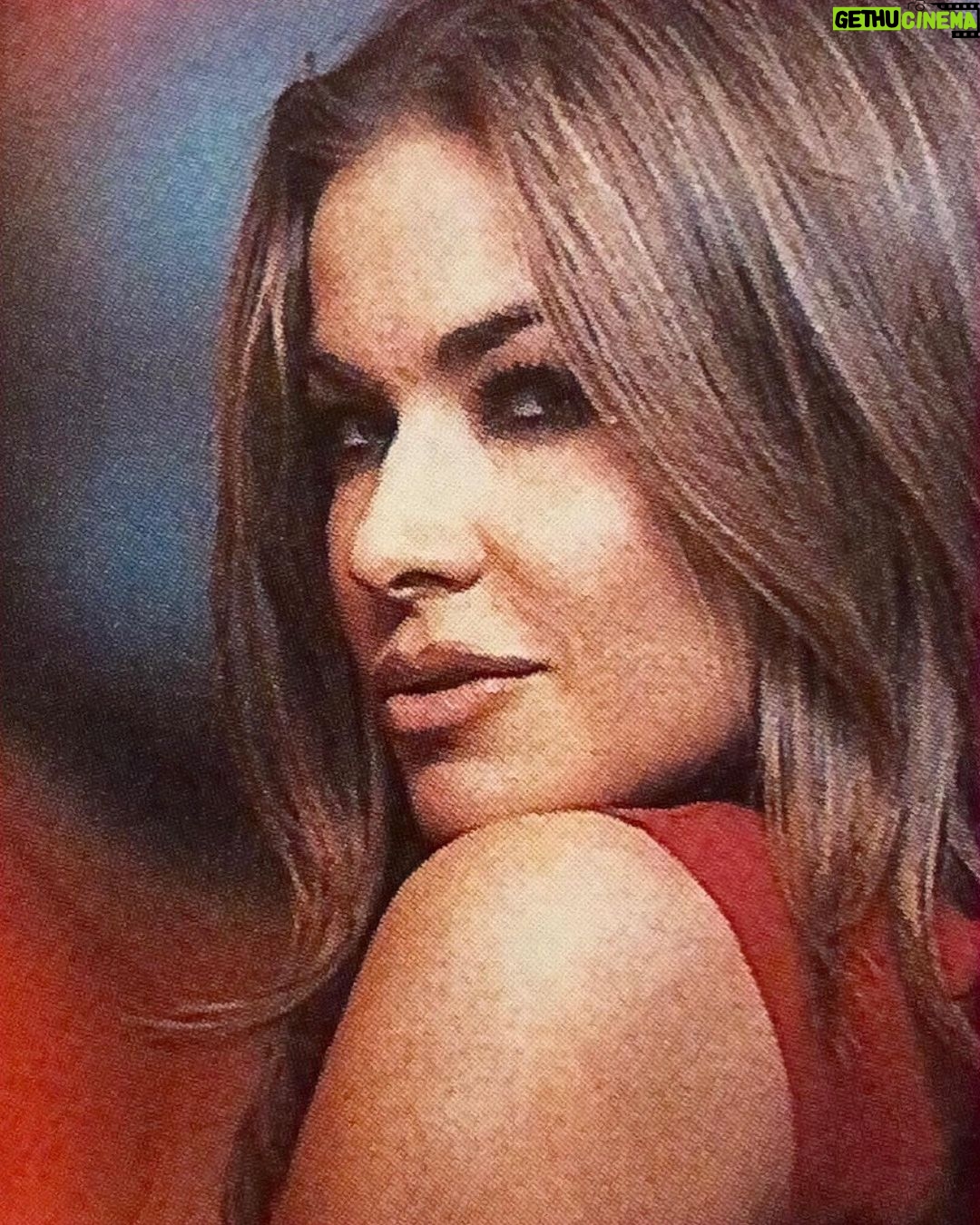 Carmen Electra Instagram - i think i luv u 😘❣️ is the feeling mutual?