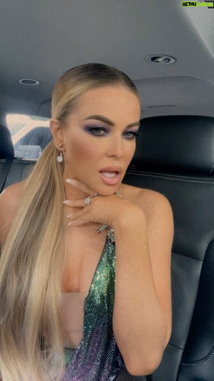 Carmen Electra Instagram - lookin 4 trouble? 💜 #linkinbio 👀