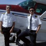 Carolina Gaitán Instagram - En el #diadelpiloto se vuela! Feliz día pilotos de mi vida: Mi Papá 👨🏻‍✈️ Mi Mamá🧑🏻‍✈️ Mi Hermano 😇 Mi 🖤! #happypilotsday 👨🏻‍✈️🧑‍✈️ y feliz día a todos los pilotos que me leen!!! Flying high