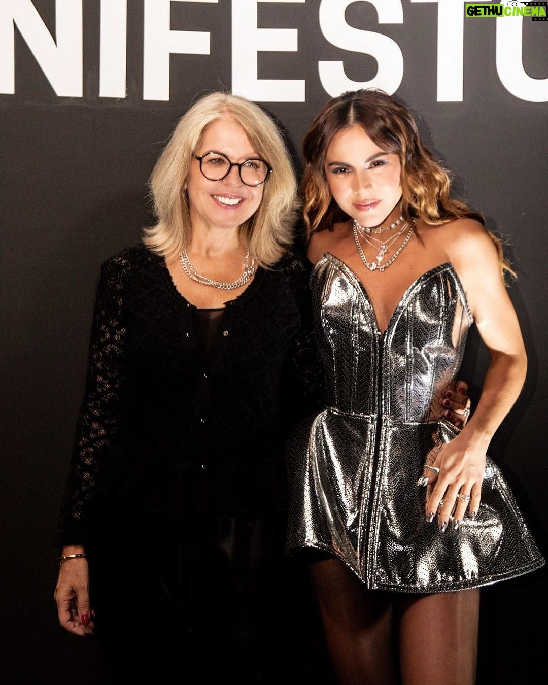 Carolina Gaitán Instagram - @tousjewelry #TOUSManifesto Qué gran noche de lanzamiento. Coolness total!🔗⚡️ PD: Les prometo video de esta fiestota en un rato. Besos vuelan!⚡️🔗 Bogotá, Colombia