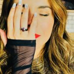 Carolina Gaitán Instagram - Un hilo rojo invisible conecta a aquellos que están destinados a encontrarse, sin importar tiempo, lugar o circunstancias. El hilo se puede estirar o contraer, pero nunca podrá romperse. Dije SÍ! ❣️💍 An invisible red thread connects those who are destined to meet, regardless of time, place, Or cirumstance. The thread may stretch or tangle, but will never break. I said YES!❣️💍