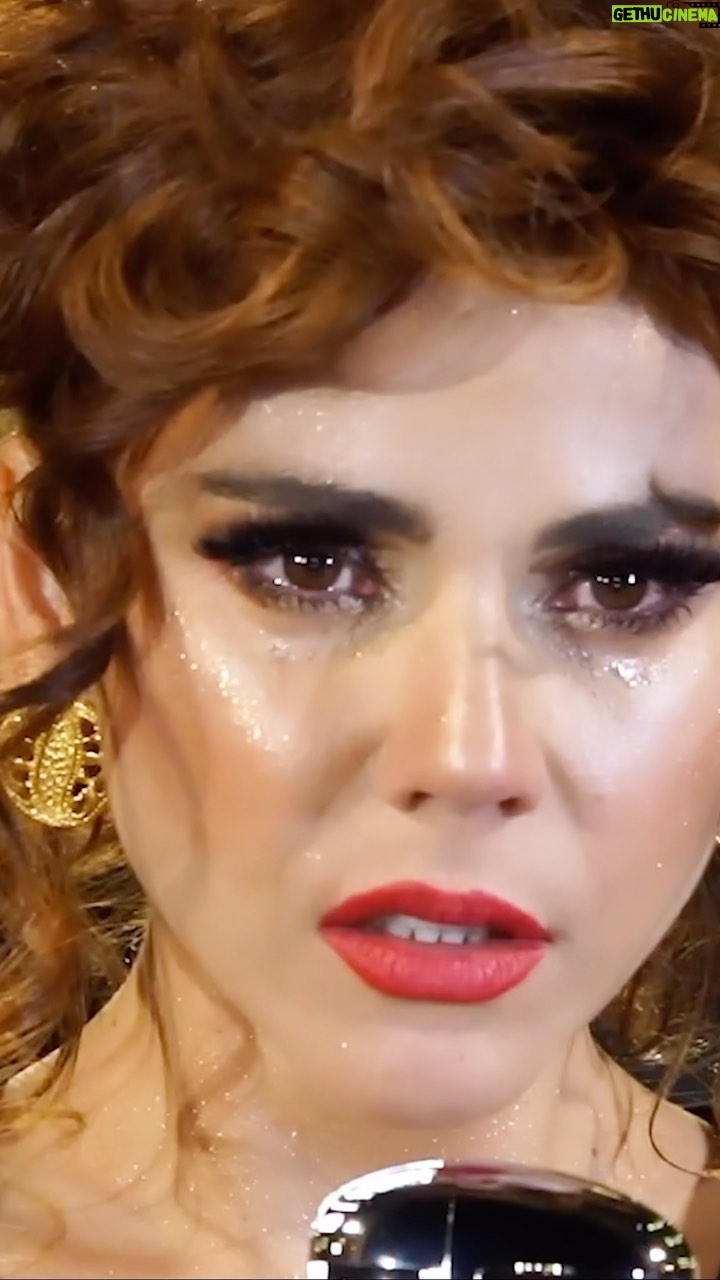 Carolina Gaitán Instagram - "El que que quiera conocer la Vida tendrá que conocer la muerte" #vidaporquesolohayuna 28,28 y 30 de Julio en el @miteatrocolon Te espero!