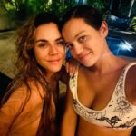 Carolina Gaitán Instagram - Desde siempre y para siempre! Te adoro hermana de esta y muchas vidas! ❤️ Since ever and for ever! Love U sister of this and many lives! @nataliareyesg 👭🏽❤️ Carolina Gaitán y Natalia Reyes Gaitán. Not a coincidence!!! Hotel Fénix Beach Cartagena