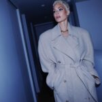 Caroline Receveur Instagram - Lately in @hoteldepourtales 🖤🤍 Hôtel de Pourtalès