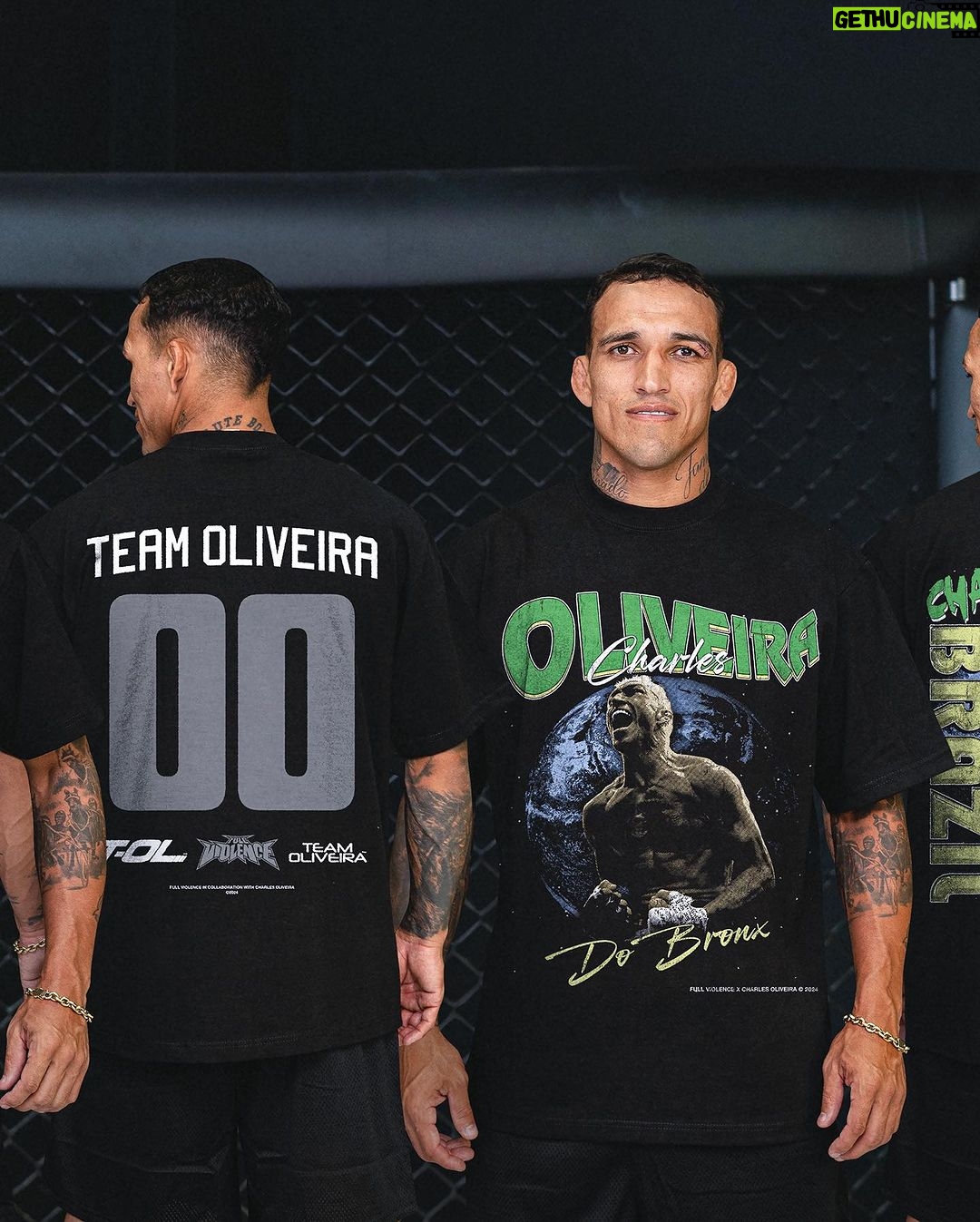 Charles Oliveira - 208.2K Likes - DO BRONX! Your fighters favorite fighter. Collection 001 of Charles Oliveira x Full Violence is now live! Ships in 1-2 weeks. Sales close April 20th.
Link in bio | FullViolence.com