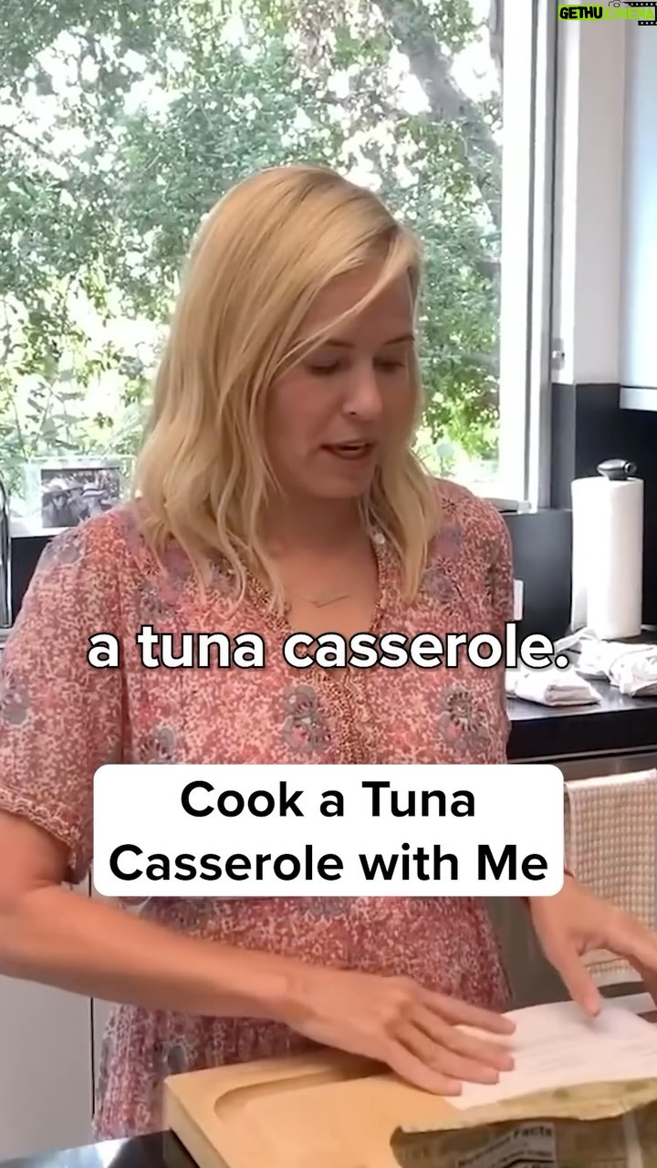 Chelsea Handler Instagram - HAPPY EASTER! In case you need a recipe to impress this weekend.
