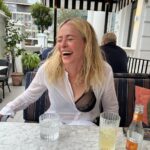 Chelsea Handler Instagram - This pretty much sums up my time in LONDONTOWN. I came for a good time and I ended up having an EPIC time. I held hands with so many old fiends, and with so many new friends, and I am so grateful to have so many people who bring me so much joy and light my ass up! I AM FILLED WITH LOVE AND JOY. I’ve also started drinking beer. You’ll never believe where I’m headed next! 🤸‍♂️ 📷: @alekkeshishian London, United Kingdom