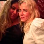 Chelsea Handler Instagram - This pretty much sums up my time in LONDONTOWN. I came for a good time and I ended up having an EPIC time. I held hands with so many old fiends, and with so many new friends, and I am so grateful to have so many people who bring me so much joy and light my ass up! I AM FILLED WITH LOVE AND JOY. I’ve also started drinking beer. You’ll never believe where I’m headed next! 🤸‍♂️ 📷: @alekkeshishian London, United Kingdom