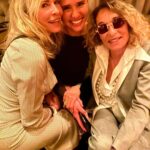 Chelsea Handler Instagram - How the night started and how it slowly slipped away from me. 📷: @alekkeshishian London, United Kingdom