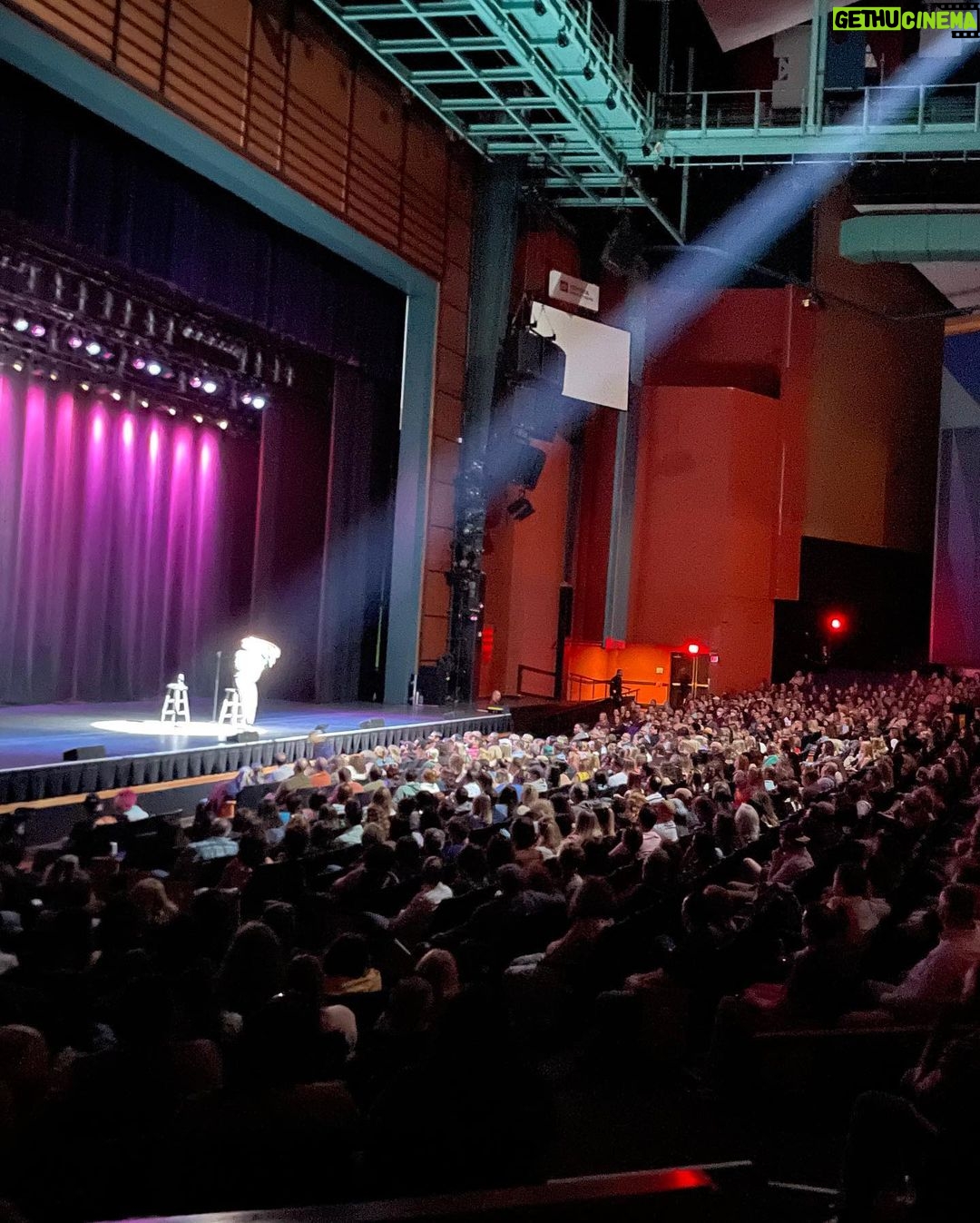 Chelsea Handler Instagram - My week in review, From headlining Red rocks, to the Catskills, Bangor, ME, and CONN! And, look how tall my nephews are. Thanks to everyone who bought tickets and for giving me such a great life! See you this weekend, Graceland! Link in bio for tickets ⬆️