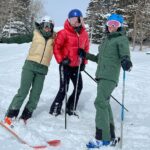 Chelsea Handler Instagram – Finally got to ski with my girl @chelseahandler! What an epic day of powder ❤️ 
@skiabbe @deervalleyresort @headsportswear #skibunnies #bosschick