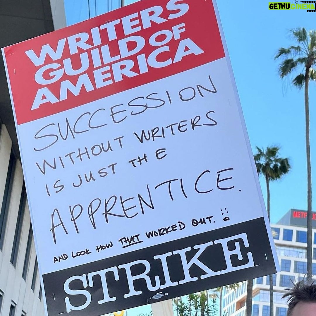 Chelsea Handler Instagram - I stand with the writers of the @writersguildwest & @wgaeast and support the strike! Head to WGAcontract2023.org to see how you can help!