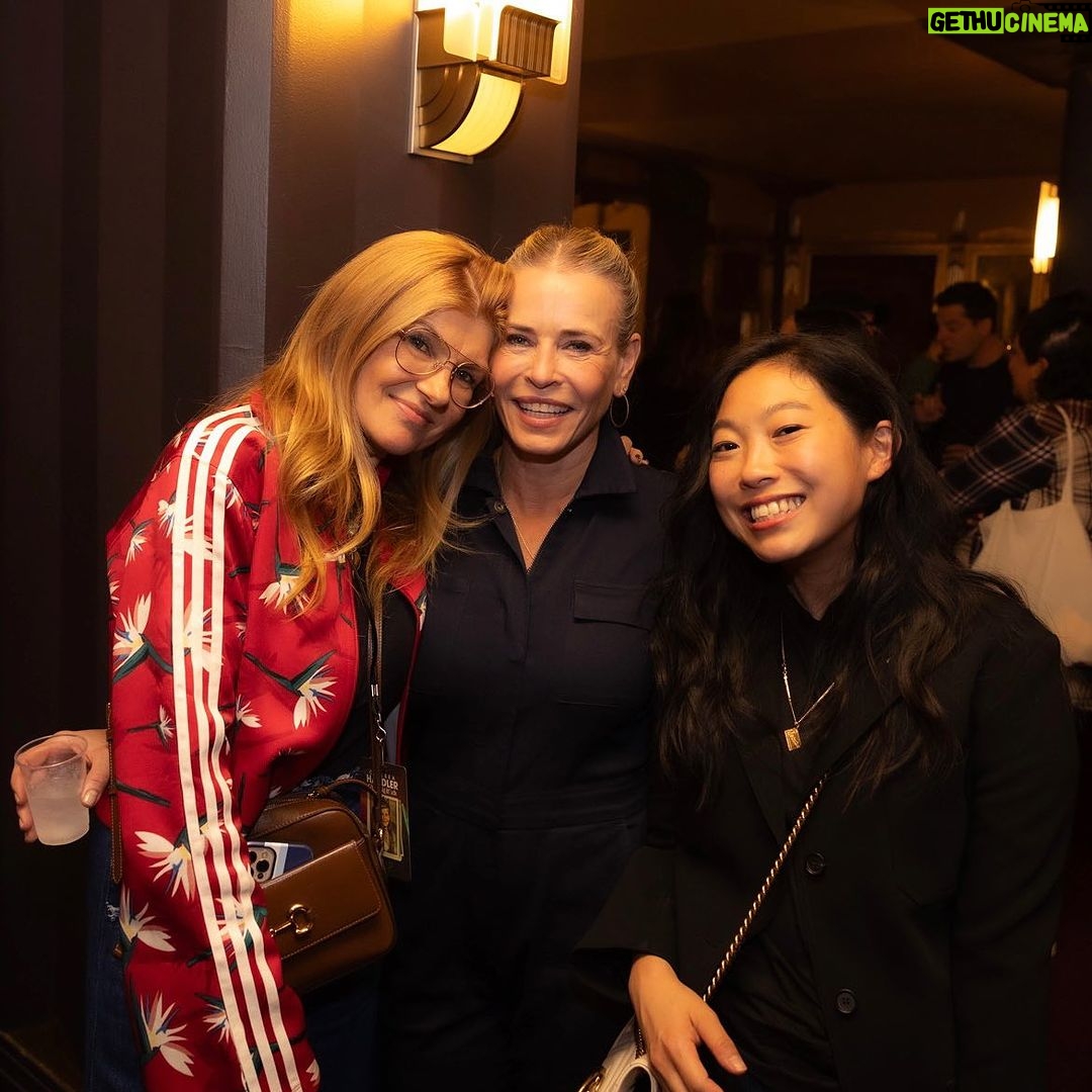 Chelsea Handler Instagram - Night 2 at the Pantages in LA. For those of you who keep confusing my housekeeper and my opener, this pic is proof that they ARE NOT THE SAME PERSON. Thank you to everyone who came out on both nights instead of staying home in fear. It was a night filled with the medicine of laughter. I have never felt more purposeful in my job than I do in this moment. Big Love to everyone everywhere. See you Friday in Cleveland Saturday Columbus Sunday Pittsburgh For tickets: link in bio.