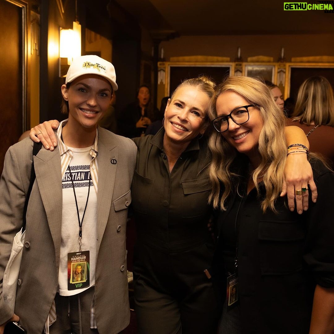 Chelsea Handler Instagram - Night One at the @hollywoodpantagestheatre with my dear @vanessagcomedy and @sarahkatesilverman! Thank you to the Pantages for two nights of laughter and medicine. We needed it and thanks everyone to coming out!! This weekend: Cleveland - Oct. 20th Columbus - Oct. 21st Pittsburgh - Oct. 22nd Tickets at ChelseaHandler.com
