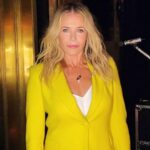Chelsea Handler Instagram - @Fallontonight is back on air and guess what, so am I! Tune in! Hair: @ursulastephen Makeup: @miajonesmua