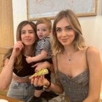 Chiara Ferragni Instagram - Happiest birthday to my sisterina @fraferragni 💖 Thanks for being by my side in the past 35 years through everything.. Ti voglio bene all’infinito ♾️