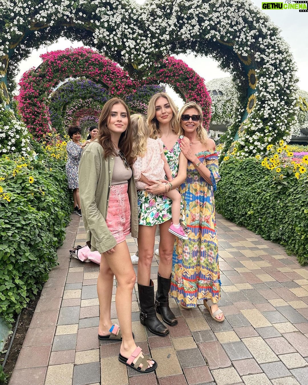 Chiara Ferragni Instagram - 🌸🌺🌼 Dubai, United Arab Emirates