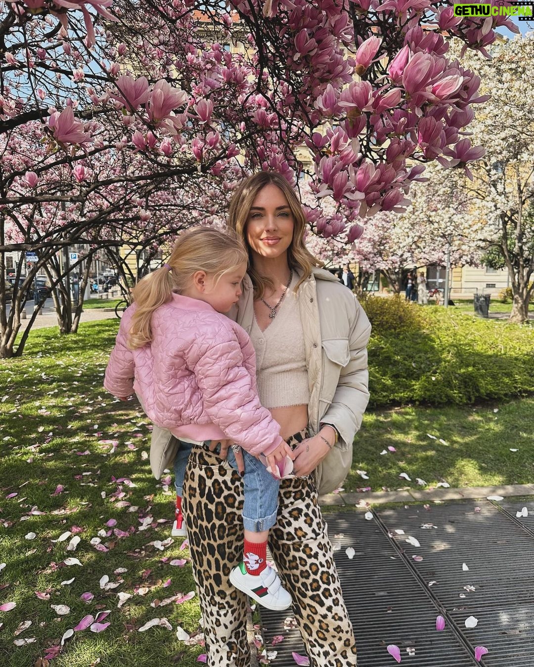 Chiara Ferragni Instagram - It’s Spring time amore mio 🌸 Milan, Italy