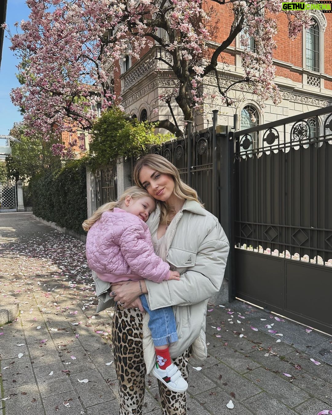 Chiara Ferragni Instagram - It’s Spring time amore mio 🌸 Milan, Italy