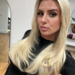 Chloe Burrows Instagram - IM BACK BOO x Lil choppy locks from @hadleyyatessalon @lukerobertshair London, United Kingdom