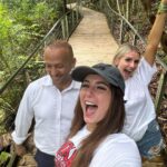 Chloe Burrows Instagram - Possibly THE most wholesome day we’ve EVER had 🤣🫶🏼✨ Big up Omar for being our best dressed tour guide ever xxxxx Blue Mountains National Park